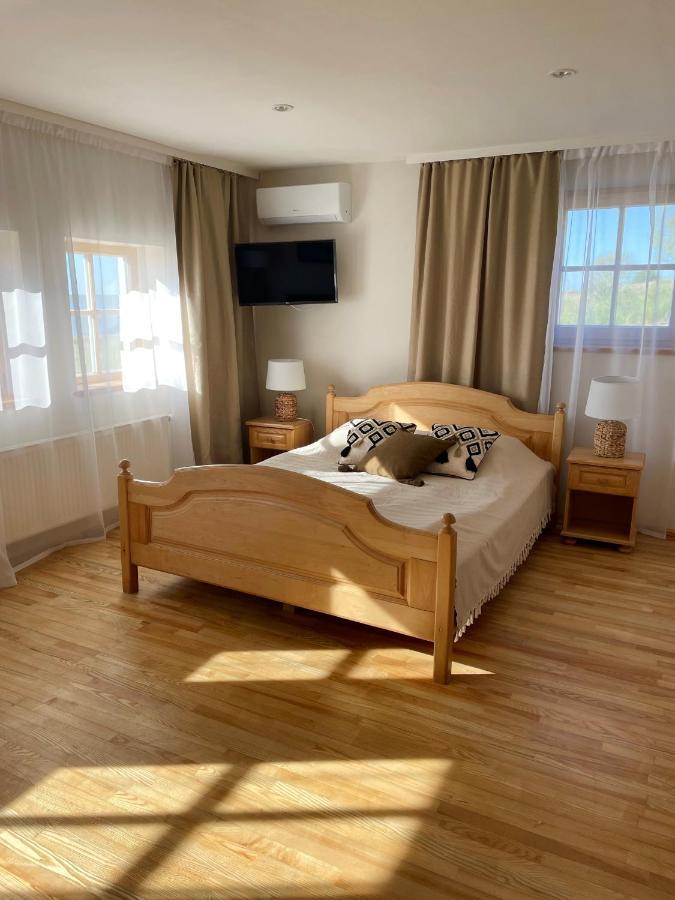 Hotel Prie Mariu Nida Esterno foto